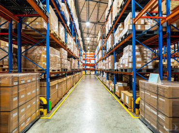 高時給1600円～！交通費支給、昇給あり◎
週3日お休みなので働きやすい♪