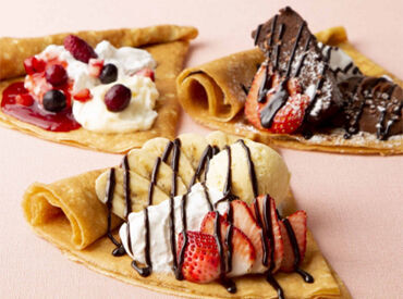 デザート王国 イオンモール日の出 ★スイーツ/ドリンクを作ってお渡し★
未経験でもスグ作れちゃう♪
カウンター越しの接客で安心！
お買い物にも便利な職場！