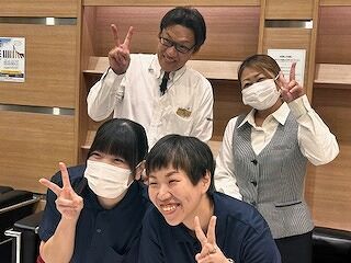 ラミコジャパン株式会社　マルハン前橋片貝西店 学生～シニアまで活躍中♪
安心してご応募ください♪
※画像はイメージです。