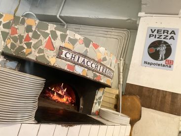 PIZZERIA CHIACCHIERONE（ピッツェリア　キアッキェローネ） ピッツァ・パスタなどのイタリアンが
まかないとして食べられます!!
バイト前後の楽しみ追加♪
リクエストも受け付けています☆