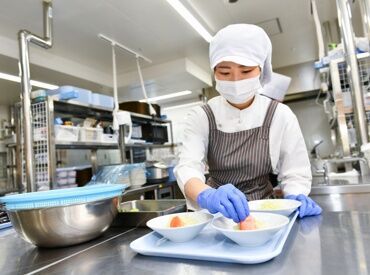 コンパスグループ・ジャパン　アミカの郷津田沼　39575 幅広い年代のスタッフが活躍中★調理スタッフの補助をお願いするので「調理に自信がない…」という方でも安心して働けます◎