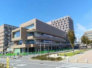 熊本大学病院 くすのきテラス レストラン SAKURA※12/2オープン 面接＆事前研修は随時実施中♪
研修中も同条件でしっかり稼げる！
スタートが同じだから
初バイト＆久しぶりの職場復帰にも◎