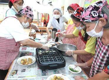 いしみね救護園 ＼幅広い年代の23名の職員が活躍中／
「子育てが落ち着いたし、また介護で働こうかな…」
そんなブランクありの主婦(夫)さんも◎