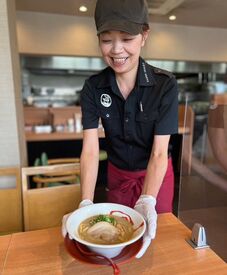 ★お店の雰囲気100点満点♪★
いつも笑顔が絶えない明るいお店です★新しい友達もできちゃうかも！
居心地も抜群ですよ♪