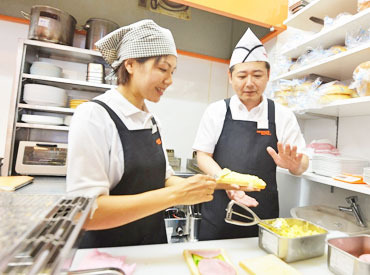 コメダ珈琲店 鳥取立川店 焼きたてのパン・熱々のコーヒー♪「なんだかホッとする」空間をお客様に提供しています◎