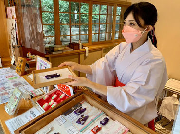 前鳥神社(さきとりじんじゃ) ＜超激レア求人！！＞
”前鳥神社”で働こう！
激レアな巫女さん大募集！

例年とは違う、冬の想い出を作りませんか♪*