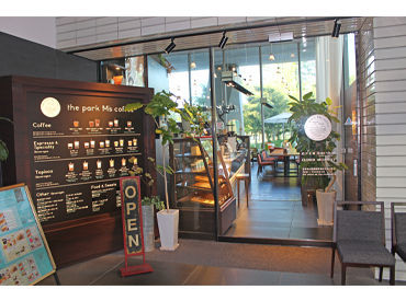 the park M’s coffee（ザ・パーク・エムズ・コーヒー） 出勤するのが楽しみに♪
そんなオシャレな空間◎
美術館内の落ち着いた雰囲気!!