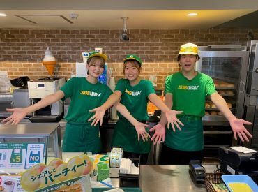 サブウェイ 紙屋町シャレオ店　（2025年2月上旬NEWOPEN） ＝未経験からサンドイッチアーティストへ＝
広島にサブウェイの魅力を一緒に広めましょう♪
友達との応募も大歓迎☆彡