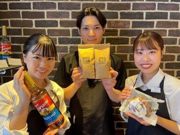 ニューヨーカーズ・カフェ　水道橋東口店 本格エスプレッソマシーンで、カフェラテ等のドリンクづくりも丁寧にお教えします♪