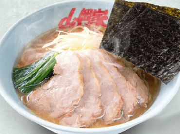 ラーメン山岡家 余市店 週2&短時間から働けるから、
生活に合わせたアルバイトLifeが叶う♪
飲食未経験でも大歓迎◎
