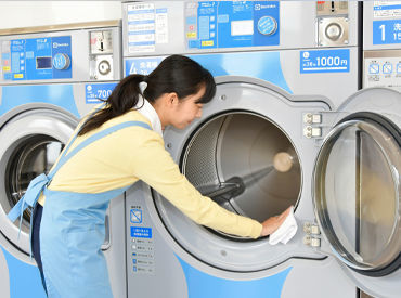 ブルースカイランドリーぎゅーとらラブリー伊賀西明寺店 難しい作業はありません♪
普段の洗濯・掃除の経験が活かせます◎
久しぶりにお仕事したい…という方も大歓迎！