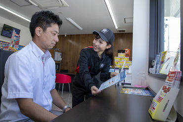 接客未経験の方も笑顔で対応ができればOK◎
セルフのガソリンスタンド★給油作業なし♪
接客業務が中心です！