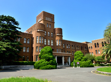 市ヶ谷駅近くの大学構内でのお仕事です！
複数の路線を利用でき、アクセスも抜群◎
※画像はイメージです。