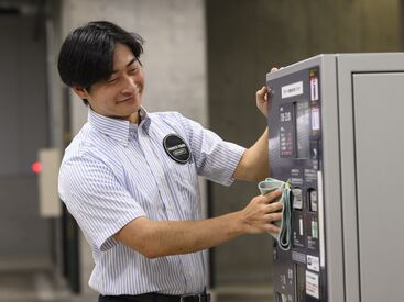 土日祝勤務／夜勤務／フルタイム勤務が可能な方、大歓迎です◎
Wワークにもピッタリ★
天候関係なく、快適に働けます♪