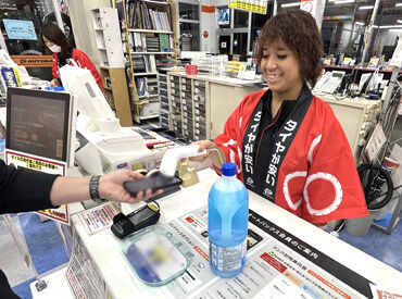 オートバックス さばえ店 履歴書不要なので、面接前の準備もナシ♪
気になったら、すぐに応募！
※画像は他店舗