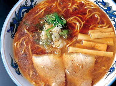 伝統的な「旭川ラーメン」が味わえるお店♪
ホール業務のみなので、お仕事も覚えやすい！