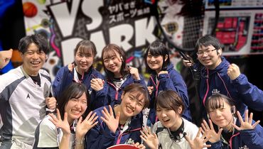 VS PARK セブンパーク天美店 お仕事が初めてでも大丈夫♪
優しい先輩がしっかり横について教えます！
入社時に実際に体験できるので、お客様への説明も安心◎