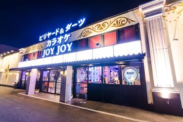 カラオケ JOYJOY(ジョイジョイ)松阪大黒田店 ≪充実した手当＆待遇で安心≫
頑張ったご褒美には、
社割で『半額カラオケ』など…
シッカリ稼いで、お得に楽しみましょ♪