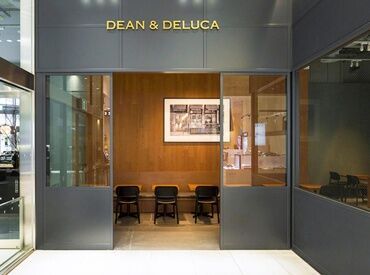 DEAN & DELUCA CAFE（ディーンアンドデルーカカフェ）パルコヤ上野店 未経験スタートOK！
研修やフォロー体制もばっちりなので、
すぐにお仕事にもなれます◎
