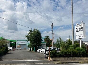 ▼現在働くスタッフたちは…
五ノ三駅・佐屋・弥富エリアから
通勤する方が多いんです◎
車通勤もOKなのでご安心を♪