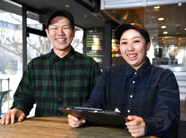 シェイクシャック 広島店（仮称） ※2025年3月24日オープン 「飲食店の正社員って少し大変そう…」⇒そんな事ありません！
お休みなど働きやすい環境を整えているので安心してくださいね♪