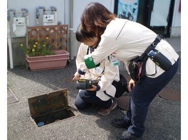 ～実際の検針風景です～
難しい複雑な操作はございません！
慣れ次第でペース配分は自分で行えます♪