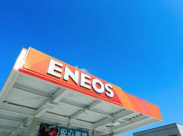 ENEOS（エネオス） 南港車検センター 同じ通検スタッフだけでなく
他の車検センターや、SSスタッフとの交流も◎