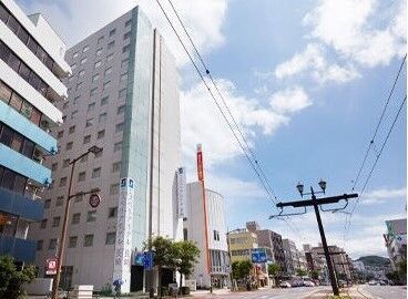 五島町駅・長崎駅から徒歩数分の好立地。
コンビニやショッピングモールも徒歩圏内。
帰りにお買い物もできます。