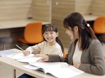 個別教室のトライ　和歌山駅前校　 CMでお馴染みのトライでお仕事！
たくさんの生徒との交流など、家庭教師では味わえない「個別指導塾」の魅力があります♪