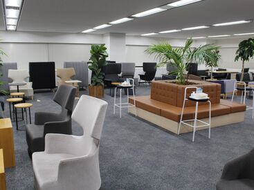 株式会社MAYA STAFFING【12月オープニング】/Z33-00109 《ドコモ光回線のオフィスワーク＊》
未経験もコールセンター経験ある方も歓迎！
服装はジーンズ・スニーカーOK
髪色も自由度◎