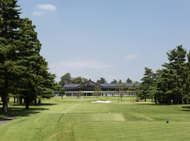 武蔵カントリー倶楽部　豊岡コース ＊創業60年以上の歴史あるゴルフ場＊
両コースともにコース・施設の建替えがおこなわれており、
とてもキレイかつ趣があります♪