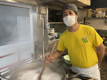 そば処 味奈登庵　本町店 名物富士山盛りで有名な味奈登庵！
"どなたでもお腹いっぱい"をモットーに
1968年の創業以来
多くの方に愛されるお蕎麦屋です♪