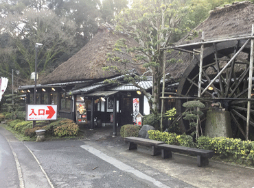 そば茶屋 吹上庵 空港バイパス店 「ホッと懐かしくなれる場所」―
吹上庵は美味しいお蕎麦と
居心地の良さが人気です♪