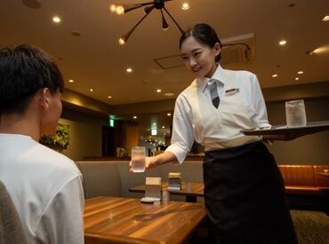 ロイヤルホスト宗像店 バイトの目的が…まかないだって良いんです♪
「今すぐシフトに入りたい！」方も
「勤務スタート日を相談したい」方も大歓迎！