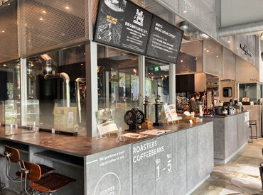 ＭＵＣ　ＣＯＦＦＥＥ　ＲＯＡＳＴＥＲＳ（マック・コーヒー・ロースターズ）うつぼ公園店 2週間ごとの希望シフト制♪
授業やサークル、他のお仕事と両立しながら働いていただけます◎