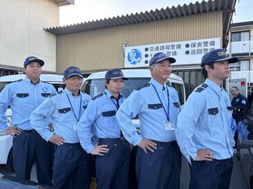 ≪車・バイク・自転車通勤OK≫
学生さんからシニアさんまで幅広い年代が活躍中◎
未経験スタートがほとんどです♪