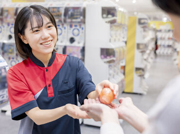 バンダイナムコアミューズメントが運営する オフィシャルショップ　ゆめタウン高松店 お仕事が初めてでも大丈夫♪
優しい先輩がしっかり横について教えます！
入社時に実際に体験できるので、お客様への説明も安心◎