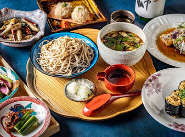 蕎麦　菫(そば すみれ)/303a ＼2024年10月14日にグランドオープン！／
季節の食材や厳選した蕎麦粉を使用した蕎麦など
こだわりの逸品が味わえる★