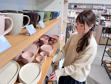 カワイイ物好き集まれ★
スキル・経験などは問いません◎
接客が好き、誰かに喜ばれたい
そんな想いがあれば大歓迎です！