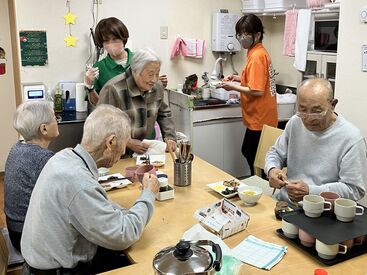 身体介護が必要な利用者さんの割合が少ないのも特徴のひとつです◎
自立度が高い方へのサポートがメインのお仕事となります♪